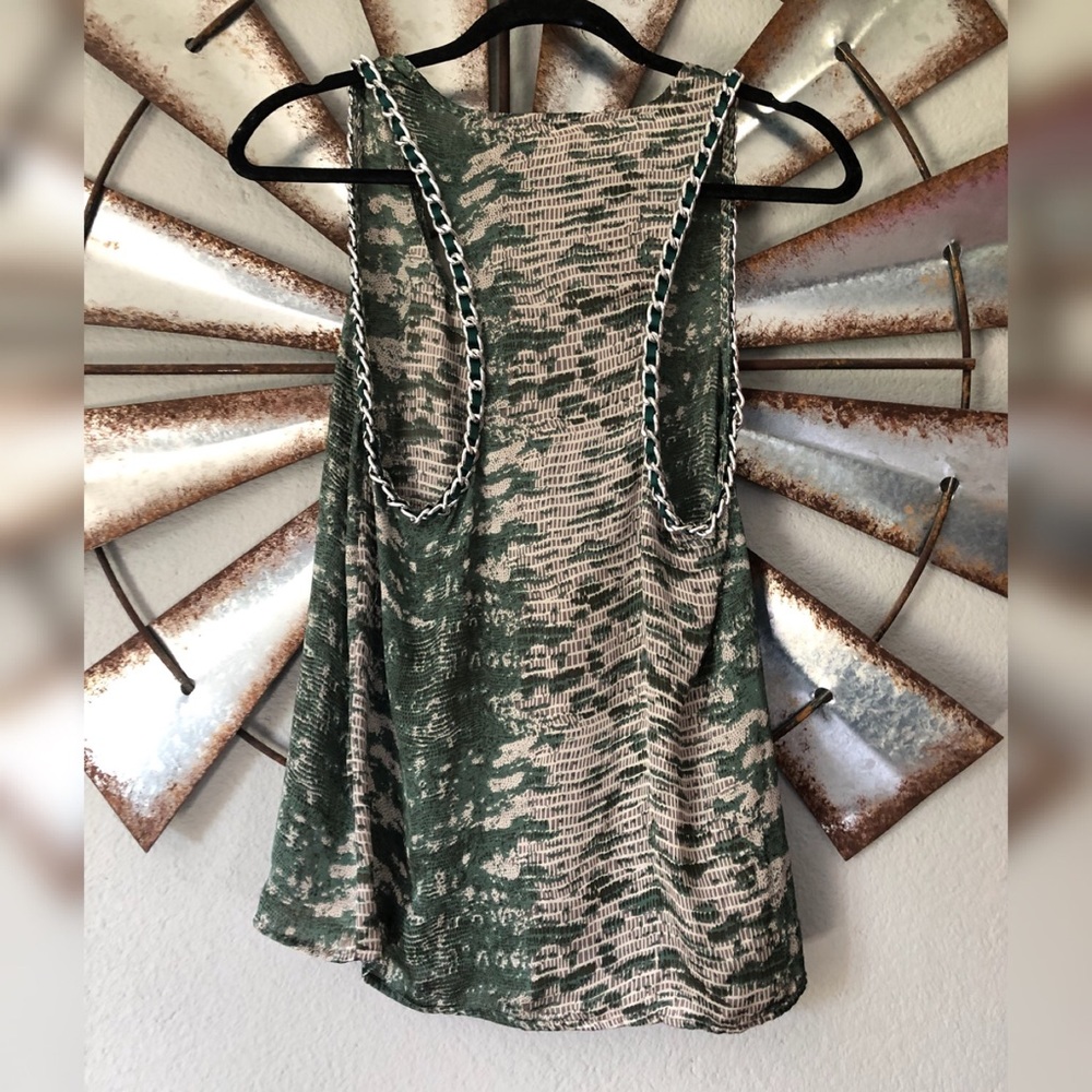 Tank top - Picture 2 of 2